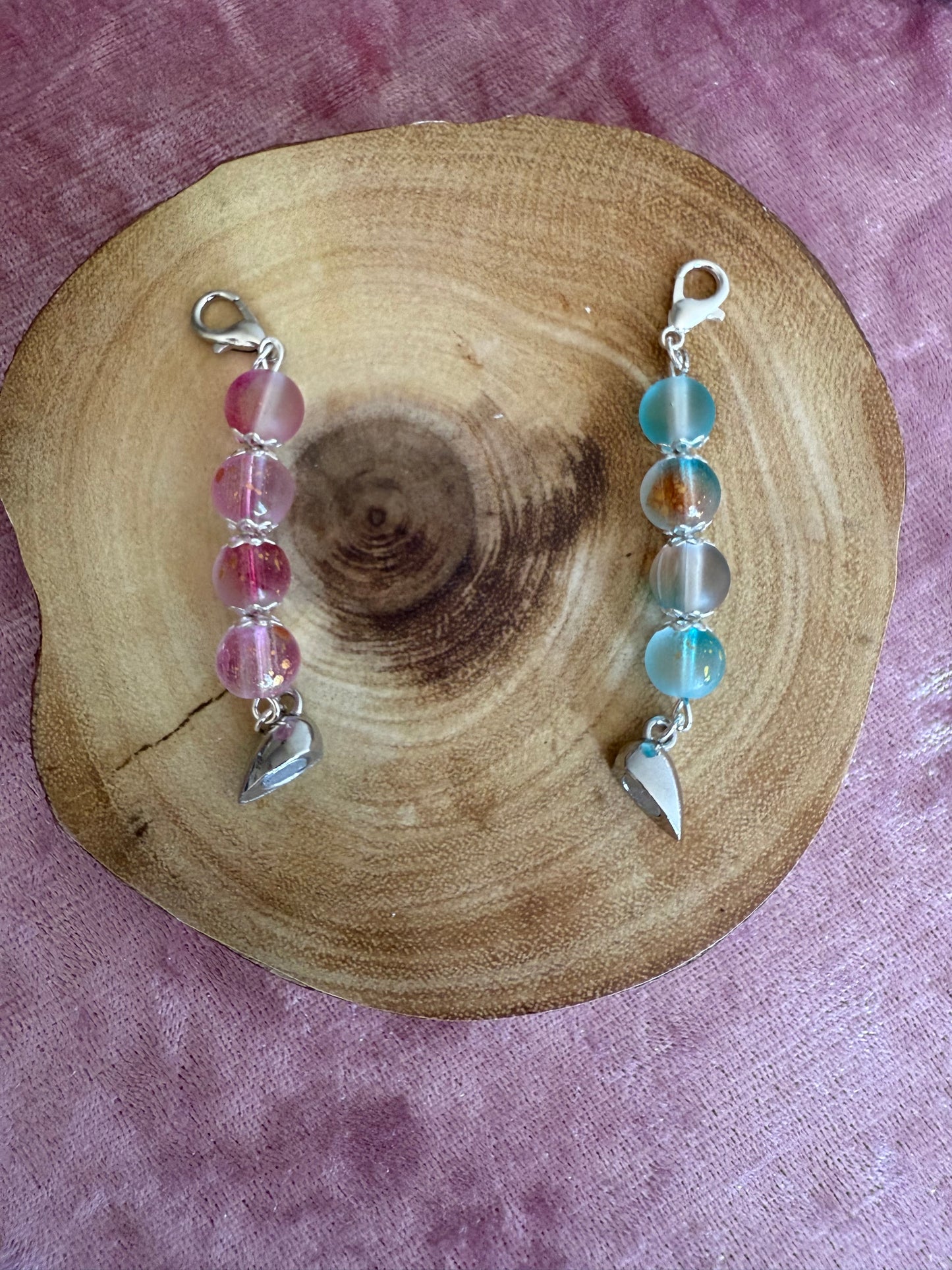 Magnetic dual heart charm