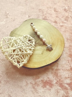 Beaded charm with turtle