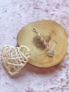 Beaded charm with heart